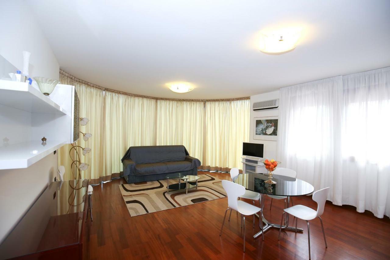 Round Venice Marghera Ngoại thất bức ảnh