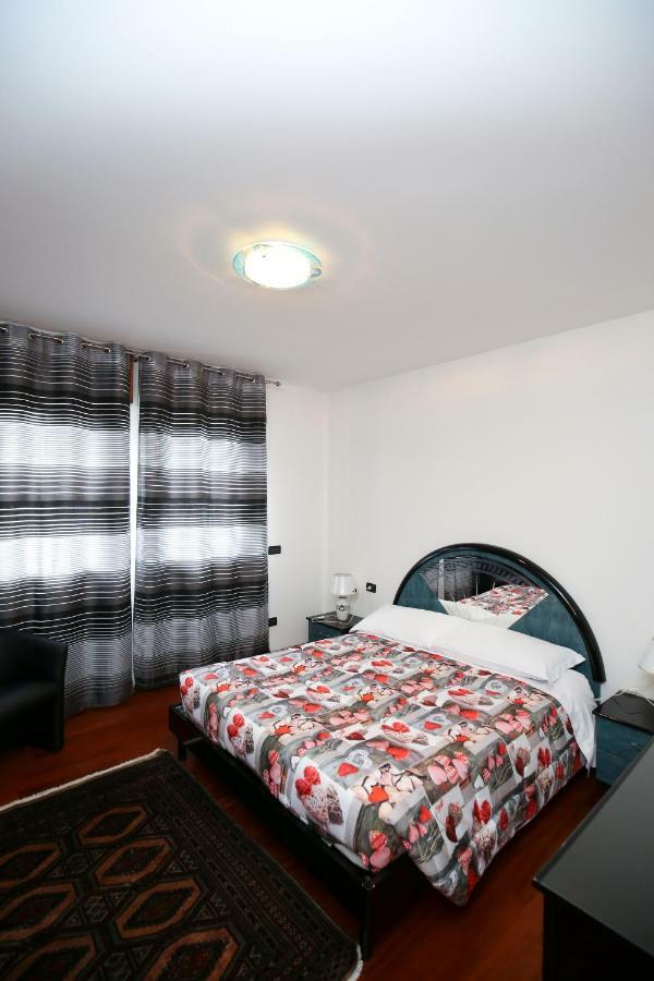 Round Venice Marghera Ngoại thất bức ảnh